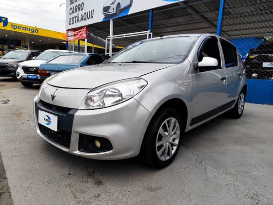RENAULT SANDERO 1.6 EXPRESSION 16V FLEX 4P MANUAL RENAULT SANDERO 1.6 EXPRESSION 16V FLEX 4P MANUAL